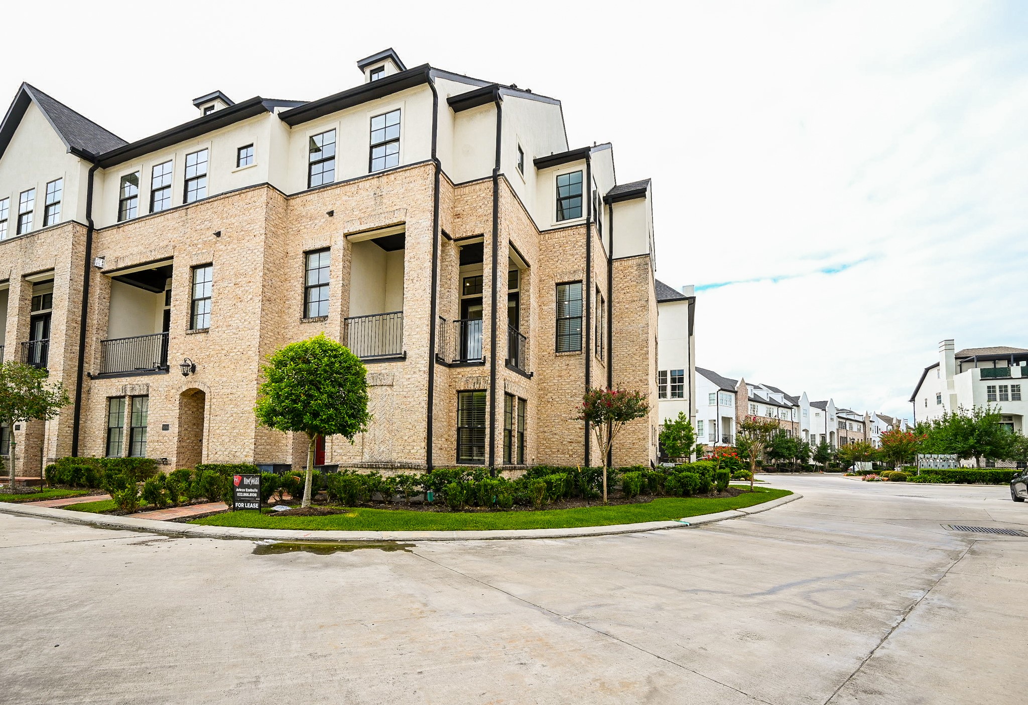 9546 London Bridge Station Houston, TX 77045 - Photo 32 of 41 Your home is situated within a secure, gated community, offering peace of mind from every perspective.