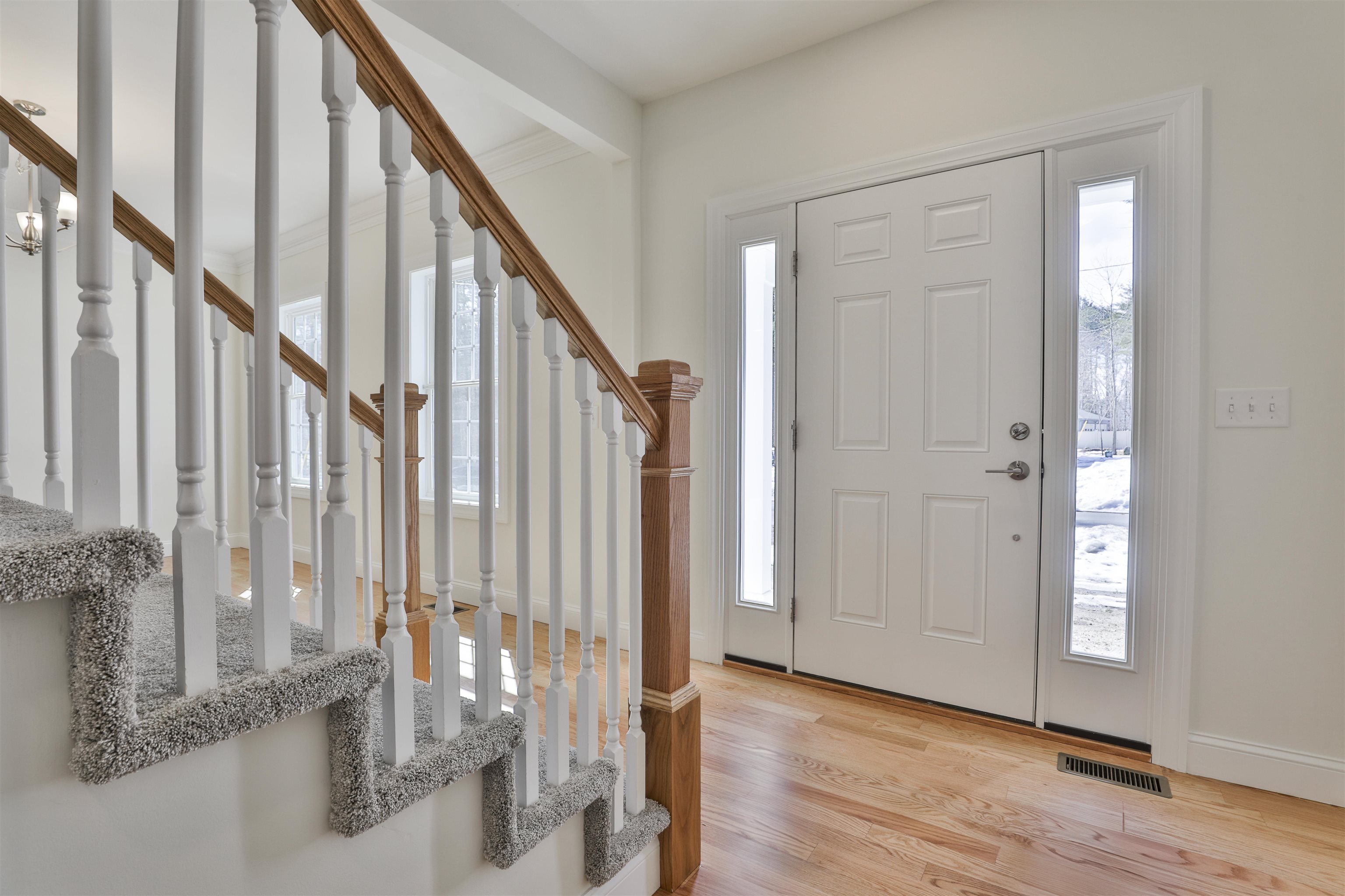 22 Reeds Ferry Way Merrimack, NH 03054 - Photo 6 of 52