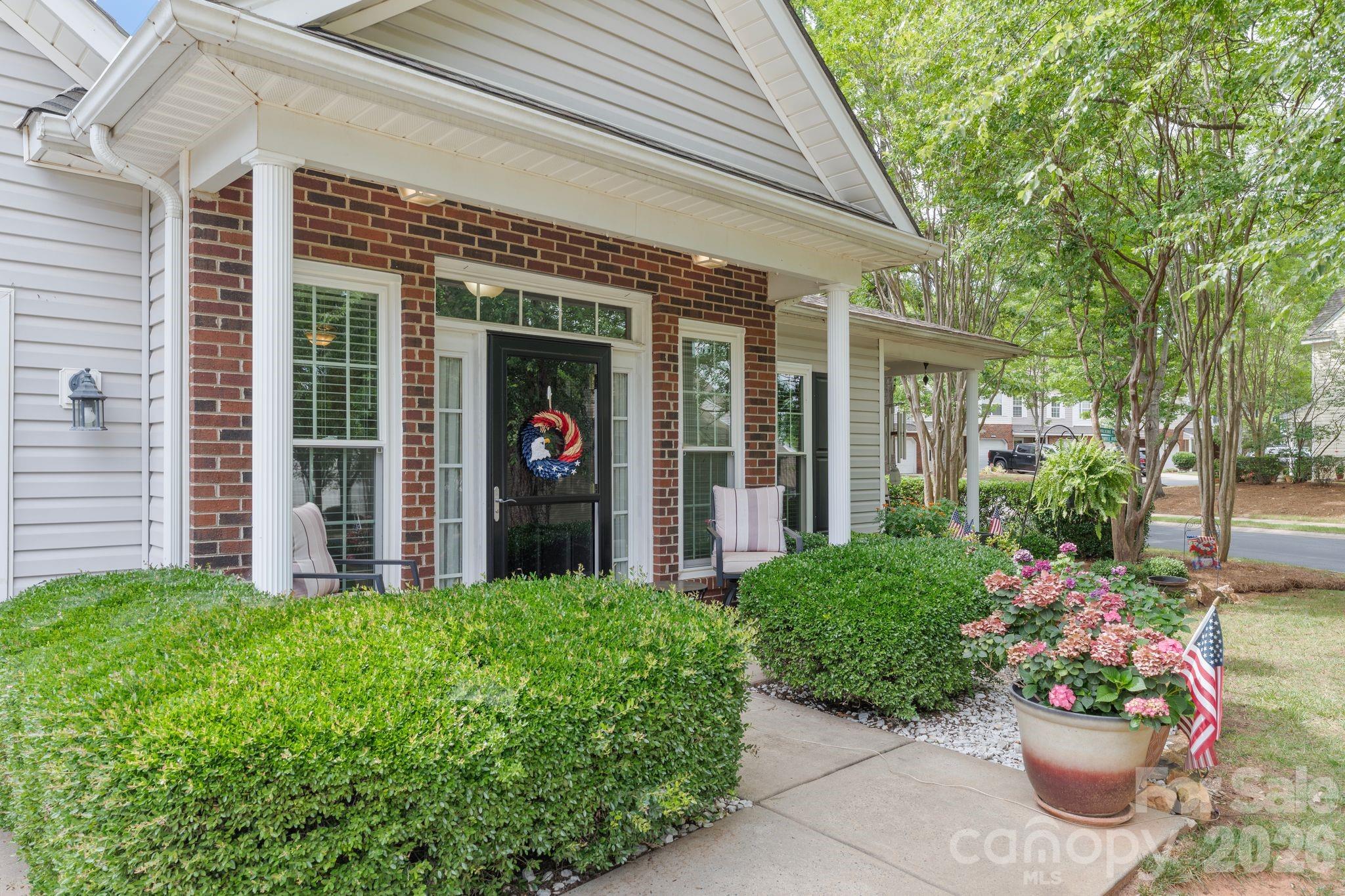 16627 Timber Crossing Road Charlotte, NC 28213 - Photo 3 of 31