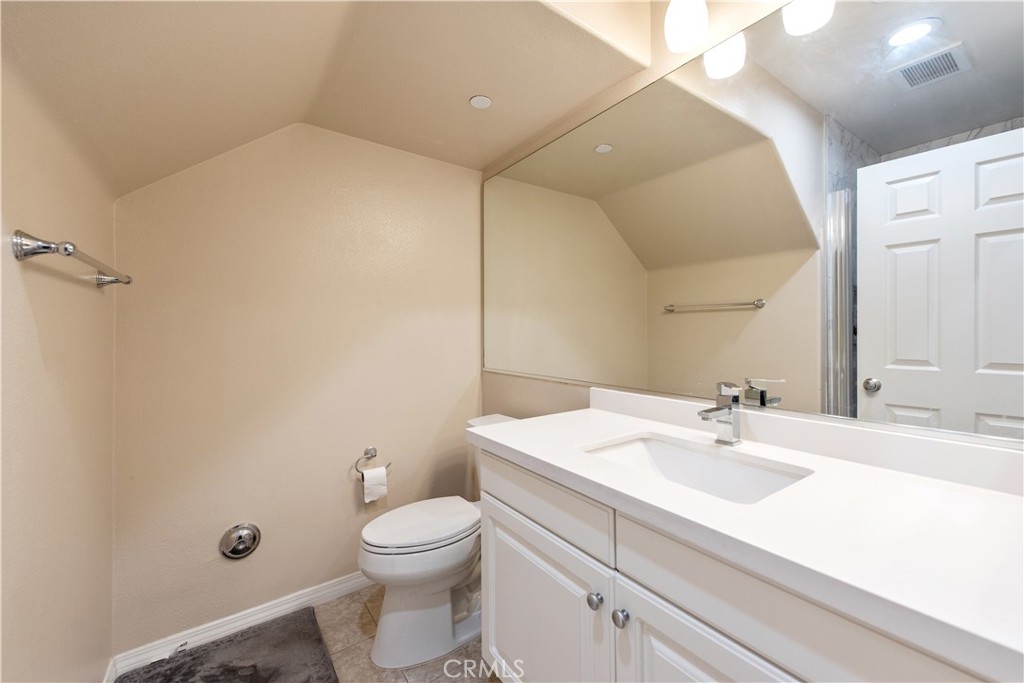 11 Travis Road Buena Park, CA 90621 - Photo 12 of 35