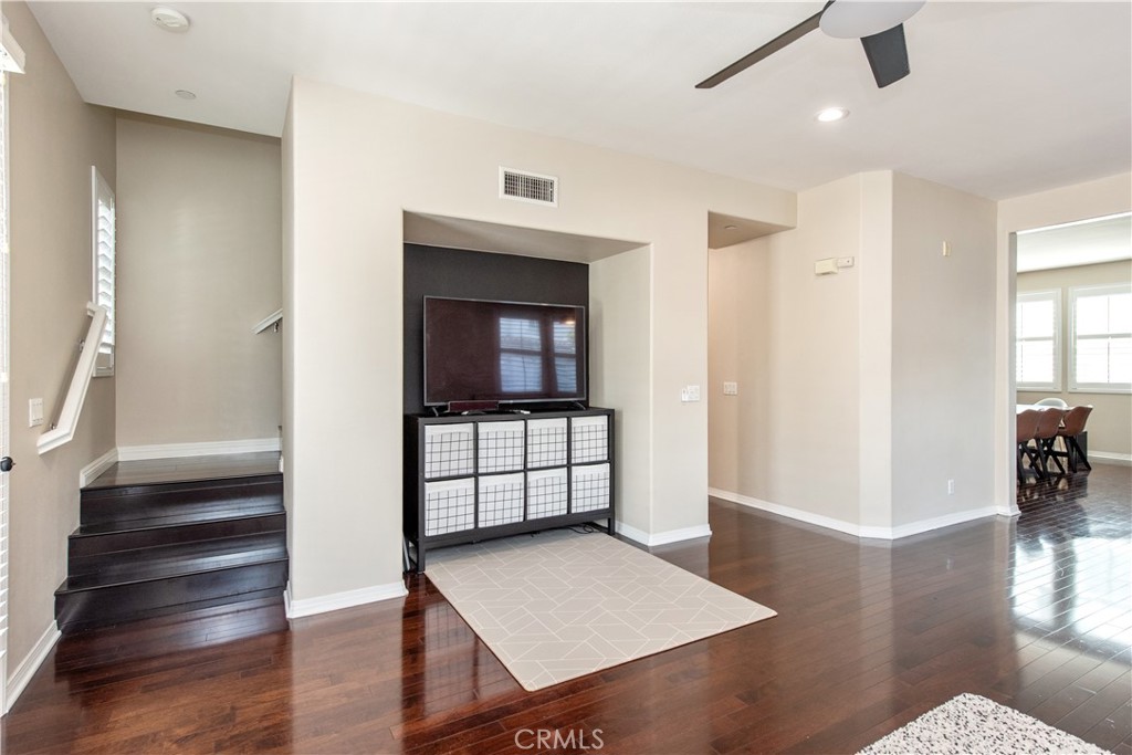 11 Travis Road Buena Park, CA 90621 - Photo 15 of 35