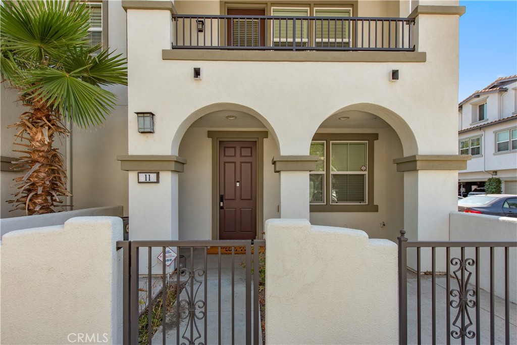 11 Travis Road Buena Park, CA 90621 - Photo 2 of 35