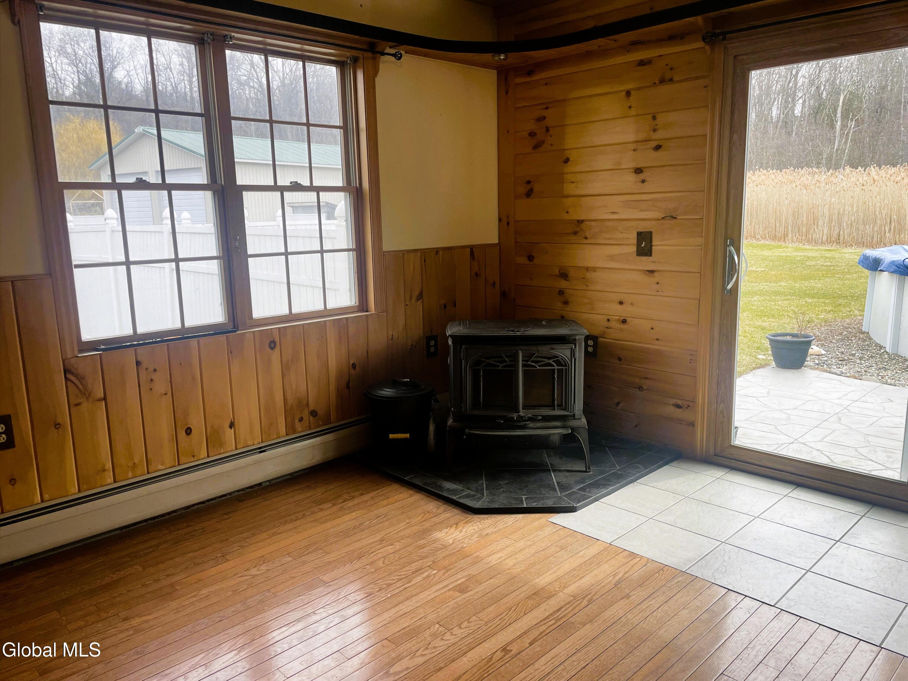 70 Island View Road Colonie, NY 12047 - Photo 30 of 36 bar 7