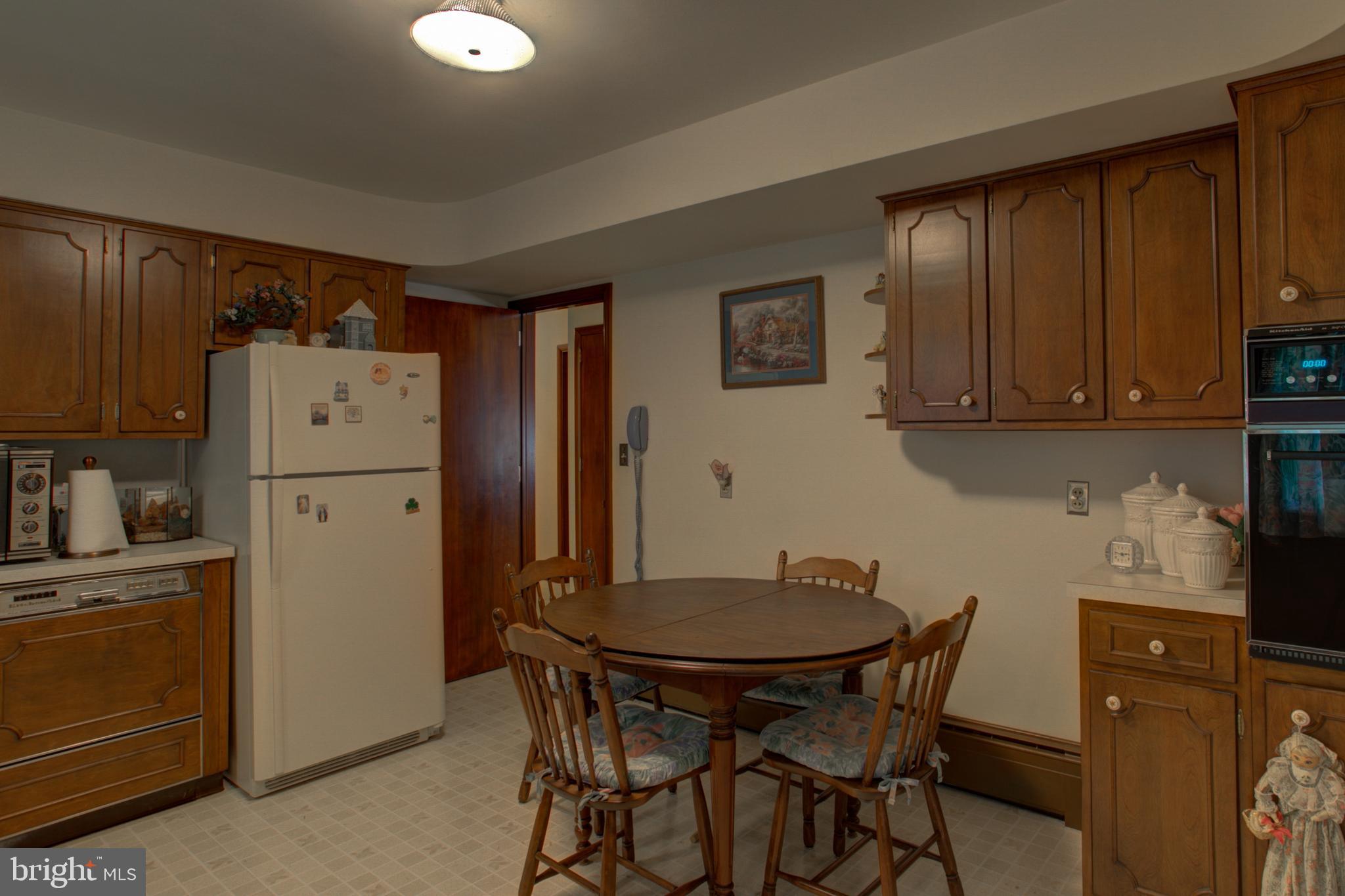 1700 Valley Forge Road Lancaster, PA 17603 - Photo 7 of 15 Gallery Image 7