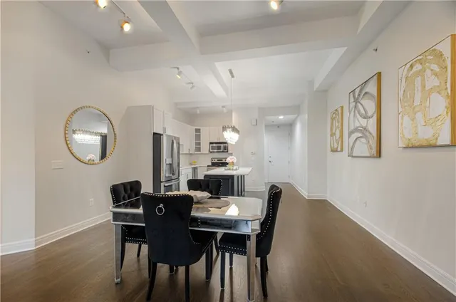 $395,450 | 1101 Walnut Street, Unit 505, Kansas City, MO 64106