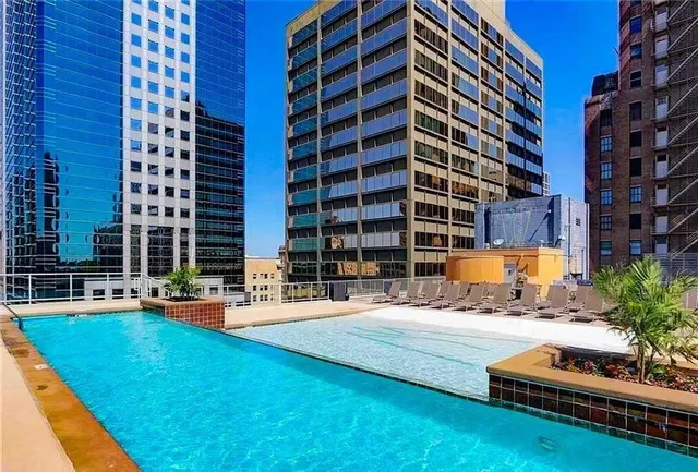 $395,450 | 1101 Walnut Street, Unit 505, Kansas City, MO 64106