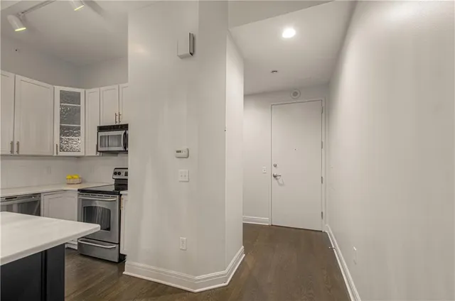 $395,450 | 1101 Walnut Street, Unit 505, Kansas City, MO 64106