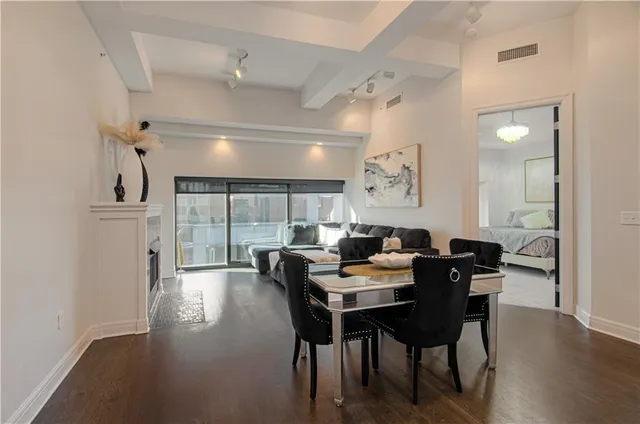 $395,450 | 1101 Walnut Street, Unit 505, Kansas City, MO 64106