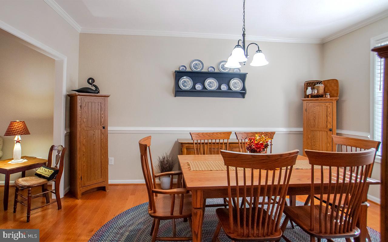 1 Lynn Ridge Court Manchester, MD 21102 - Photo 19 of 63 Gleaming Hardwood Floors