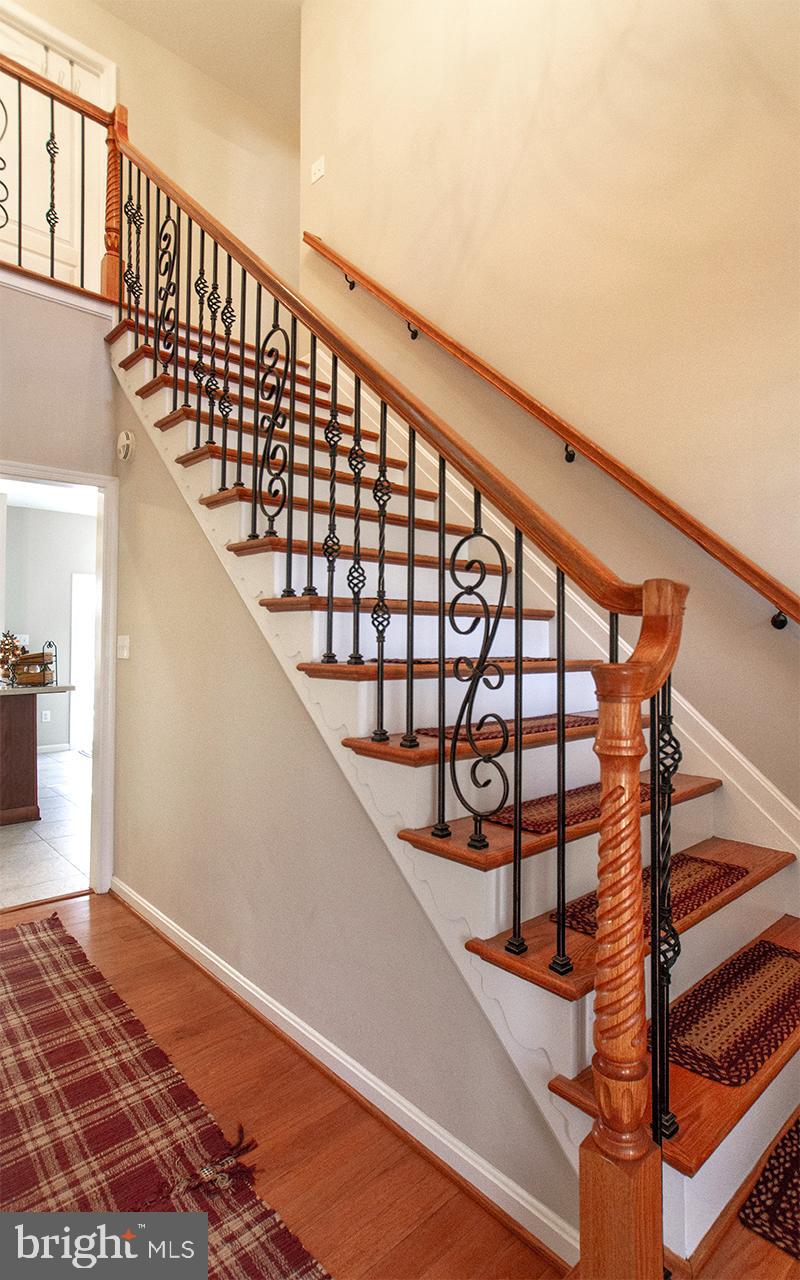 1 Lynn Ridge Court Manchester, MD 21102 - Photo 25 of 63 Custom Railings lead to Upper Level