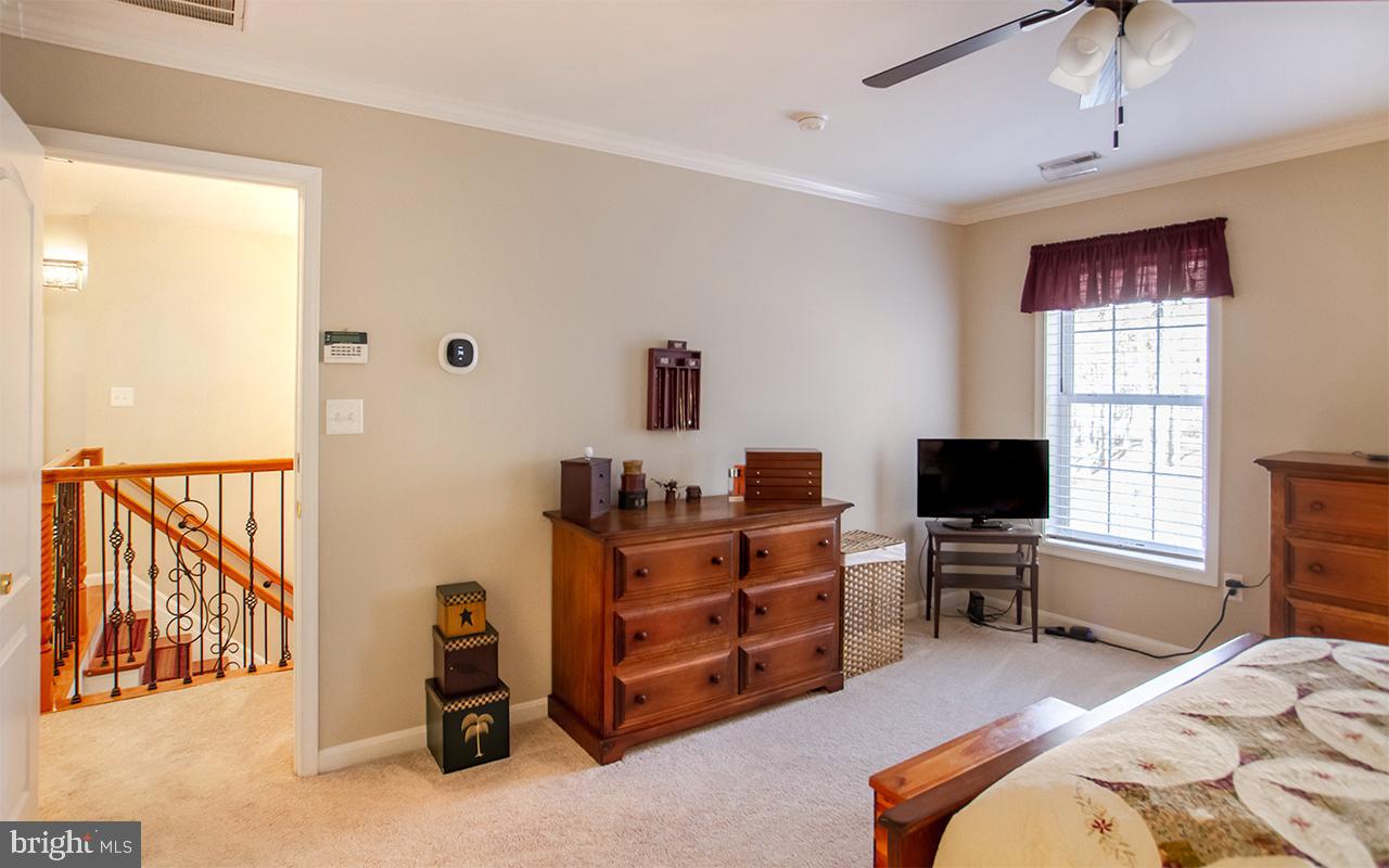 1 Lynn Ridge Court Manchester, MD 21102 - Photo 27 of 63 Large Primary Bedroom w plush Carpeting
