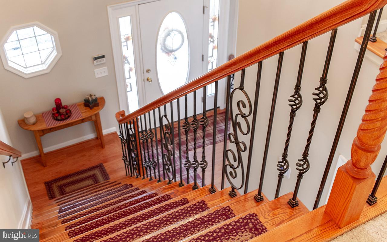 1 Lynn Ridge Court Manchester, MD 21102 - Photo 41 of 63 Beautiful Wood Work