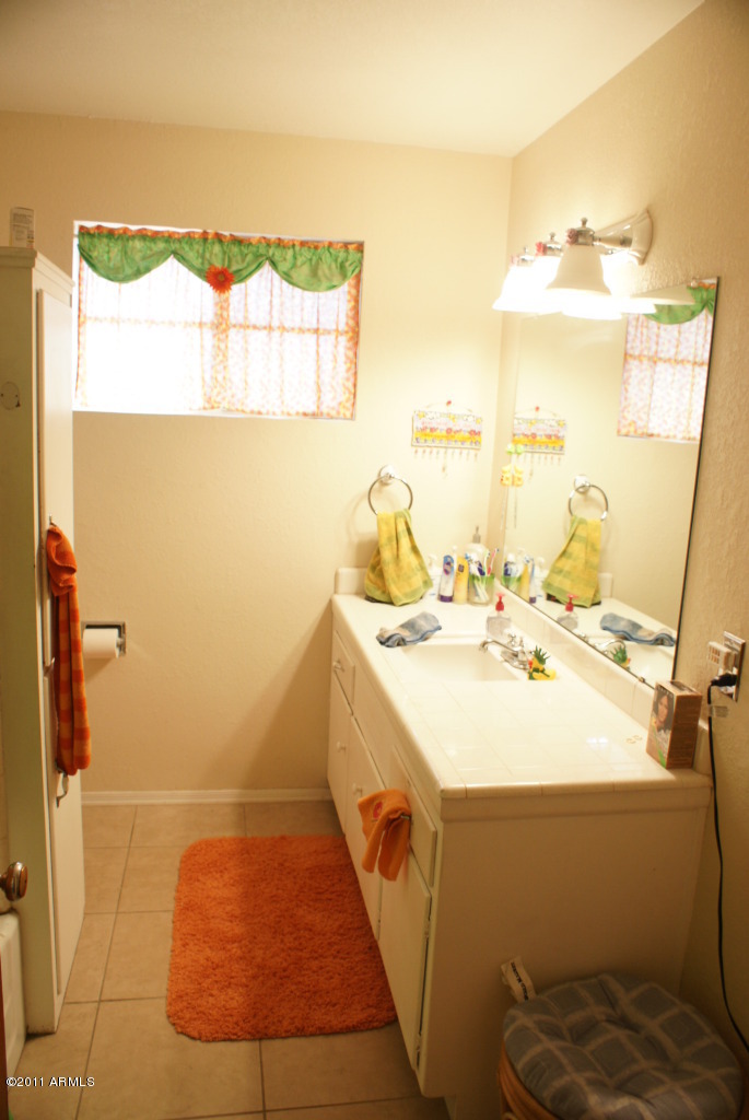 3801 West Lamar Road Phoenix, AZ 85019 - Photo 3 of 20 Bath