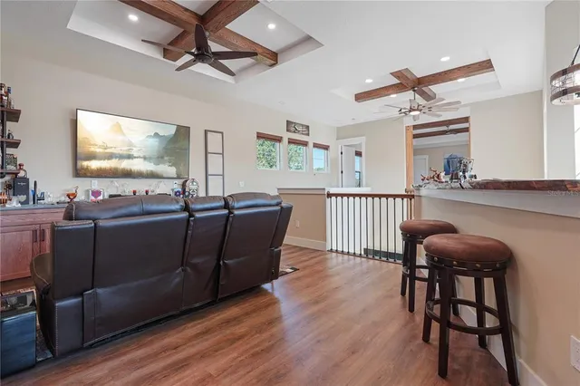a view of a livingroom with furniture