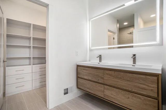 $599,900 | 315 West High Street, Union City, MI 49094