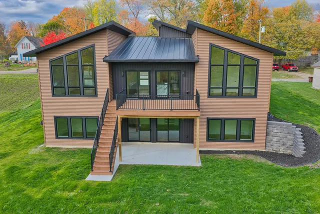 $599,900 | 315 West High Street, Union City, MI 49094