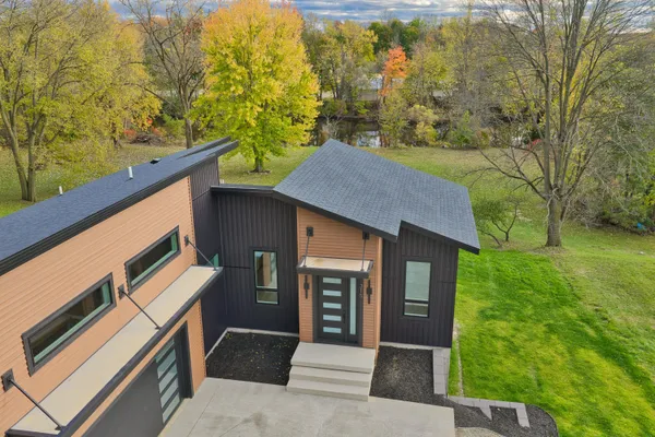 $599,900 | 315 West High Street, Union City, MI 49094