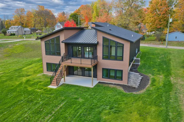 $599,900 | 315 West High Street, Union City, MI 49094