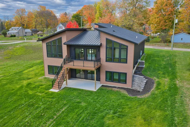 $599,900 | 315 West High Street, Union City, MI 49094