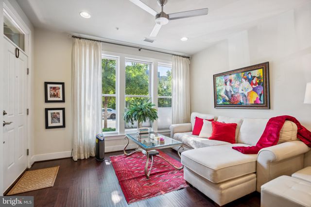 $820,000 | 1416 Main Line Boulevard, Unit 101, Alexandria, VA 22301