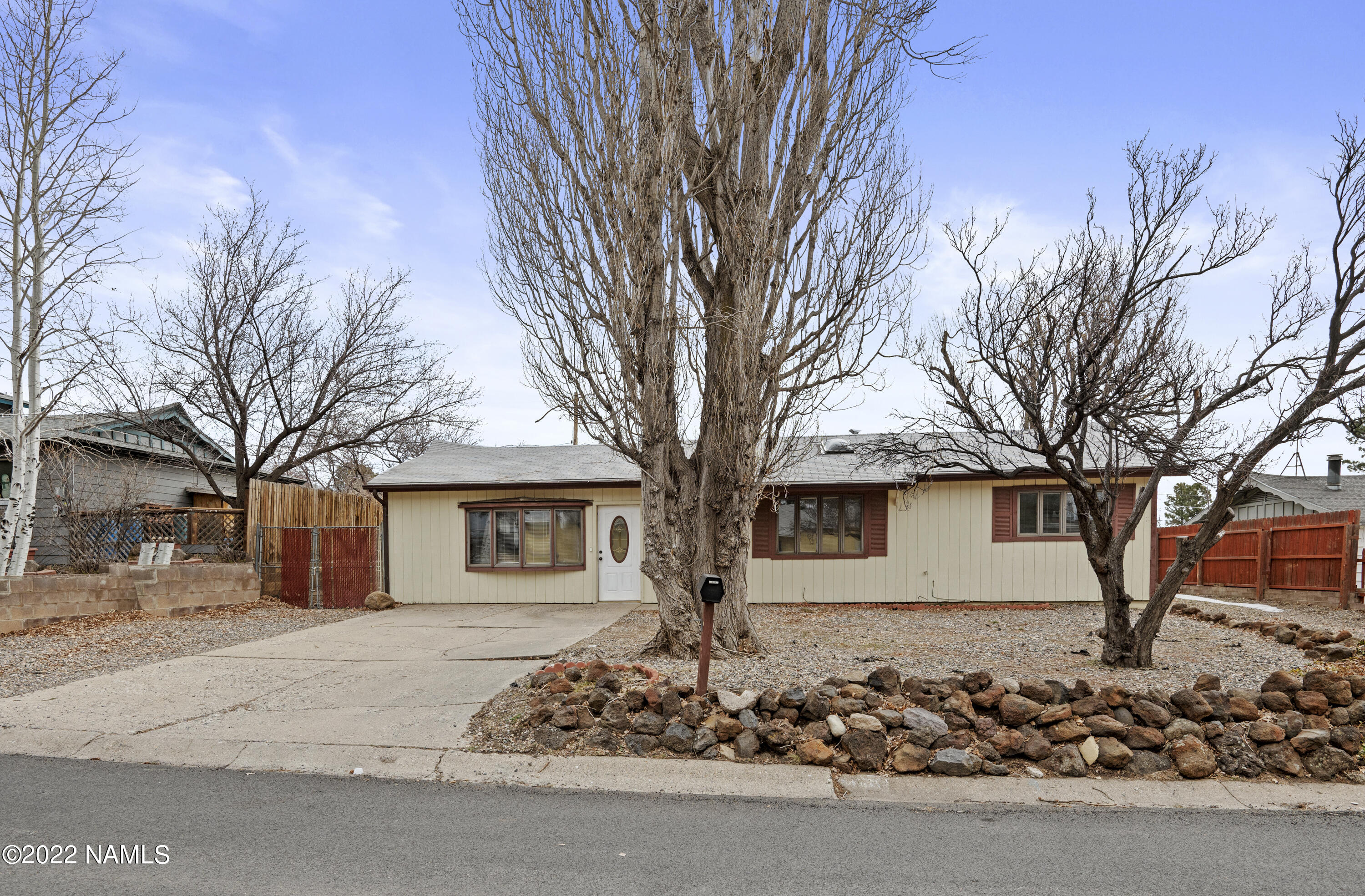 3450 North Manor Road Flagstaff, AZ 86004 - Photo 1 of 27 DSC_8289