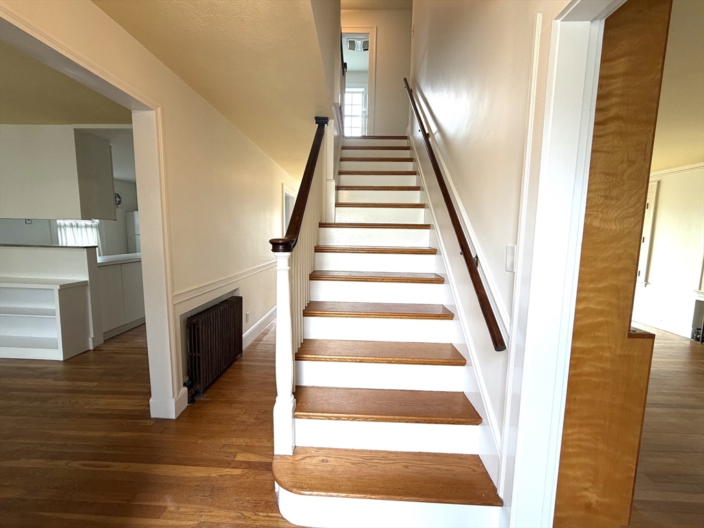 15 Glenburn Road Arlington, MA 02476 - Photo 4 of 32