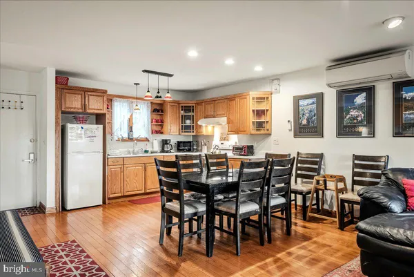 $2,500 | 31 Middle Village Way, Tannersville, PA 18372