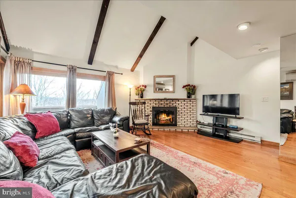 $2,500 | 31 Middle Village Way, Tannersville, PA 18372