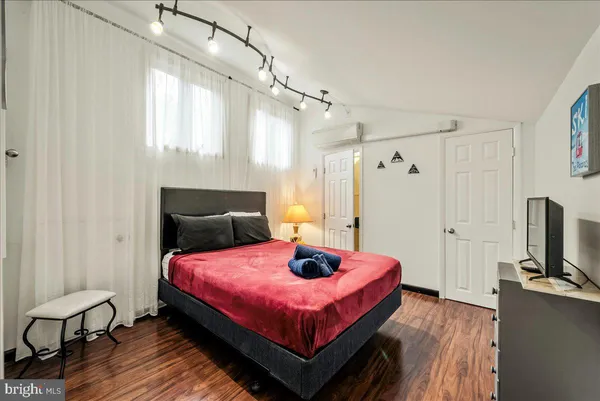 $2,500 | 31 Middle Village Way, Tannersville, PA 18372