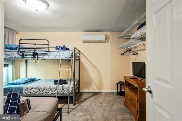 $2,500 | 31 Middle Village Way, Tannersville, PA 18372