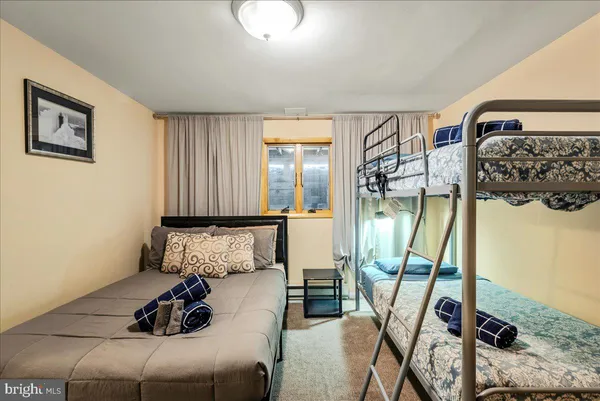 $2,500 | 31 Middle Village Way, Tannersville, PA 18372