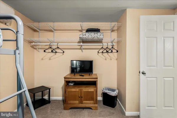 $2,500 | 31 Middle Village Way, Tannersville, PA 18372