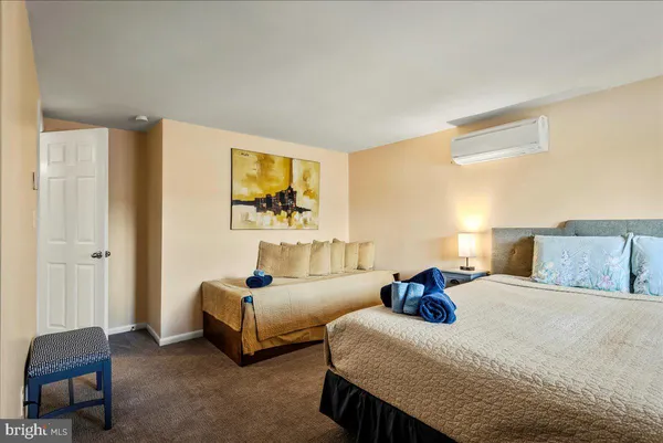 $2,500 | 31 Middle Village Way, Tannersville, PA 18372