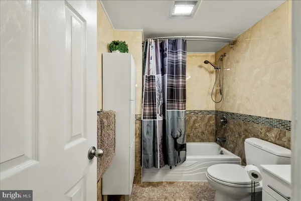 $2,500 | 31 Middle Village Way, Tannersville, PA 18372