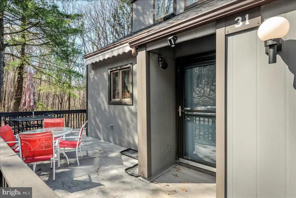 $2,500 | 31 Middle Village Way, Tannersville, PA 18372