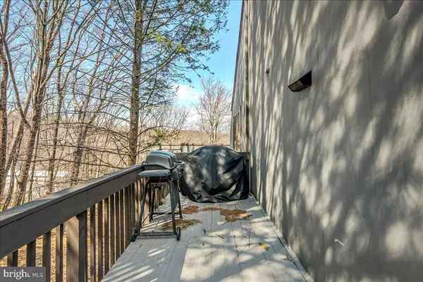 $2,500 | 31 Middle Village Way, Tannersville, PA 18372