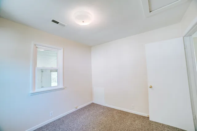 $84,900 | 525 East Hickory Street, Watseka, IL 60970