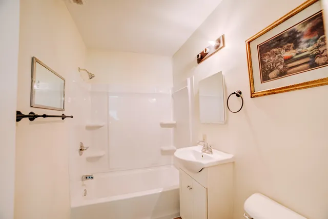 $84,900 | 525 East Hickory Street, Watseka, IL 60970