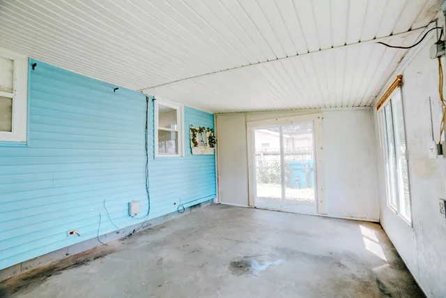 $84,900 | 525 East Hickory Street, Watseka, IL 60970