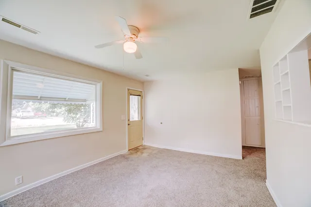 $84,900 | 525 East Hickory Street, Watseka, IL 60970