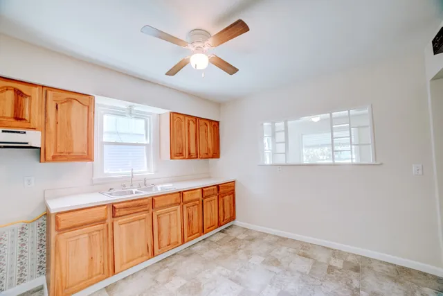 $84,900 | 525 East Hickory Street, Watseka, IL 60970