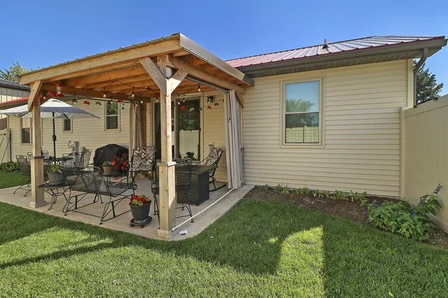 $465,000 | 1511 Birchwood Street, Delavan, WI 53115