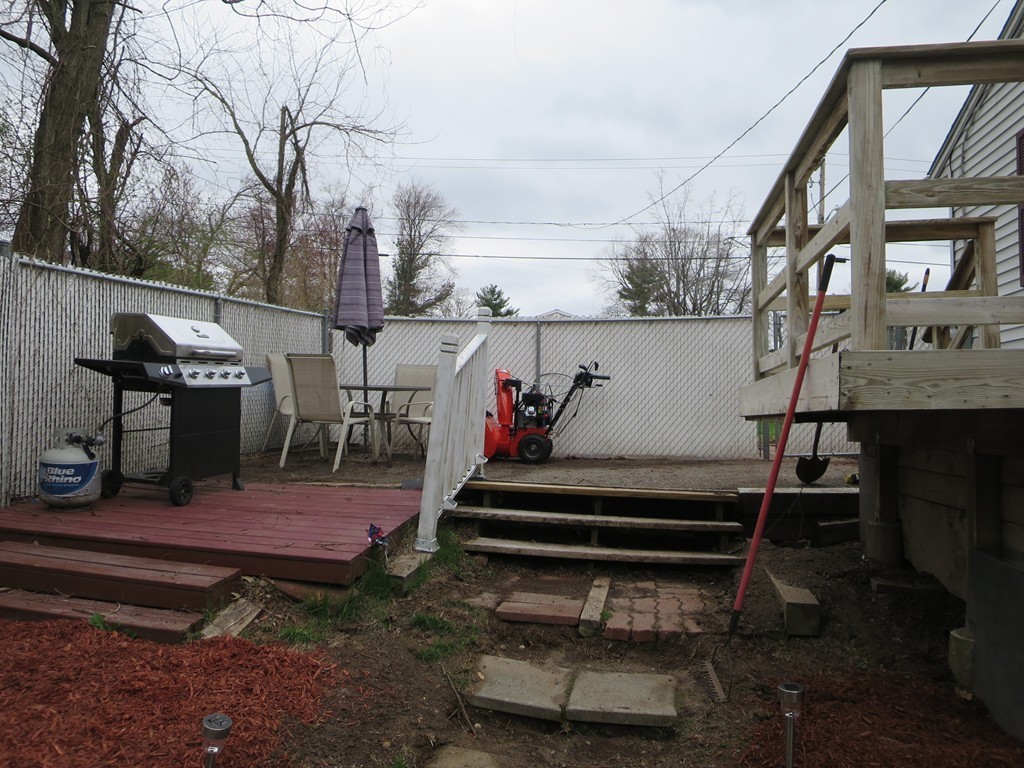 179 Fair Oak Road Springfield, MA 01128 - Photo 19 of 26