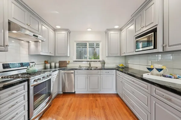 $1,125,000 | 513 Encino Drive, Aptos, CA 95003