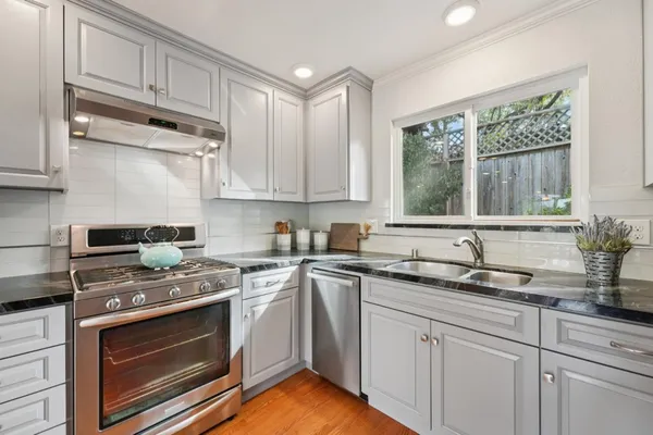 $1,125,000 | 513 Encino Drive, Aptos, CA 95003