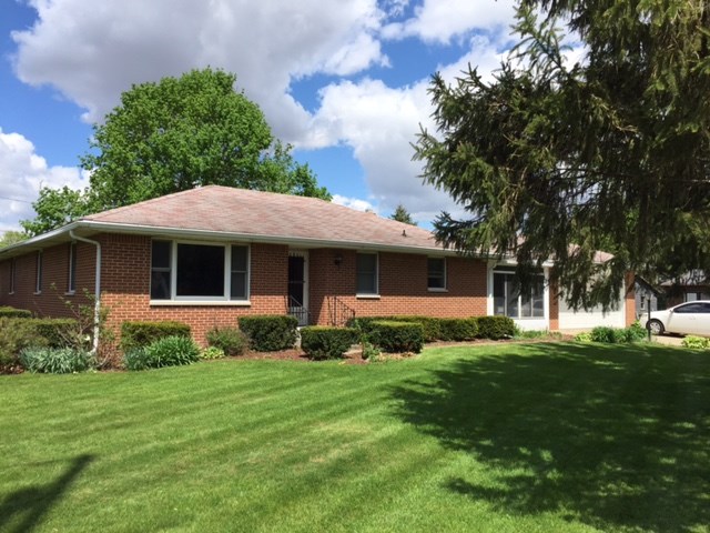 1604 Mitchell Drive Rochester, IN 46975 - Photo 3 of 9