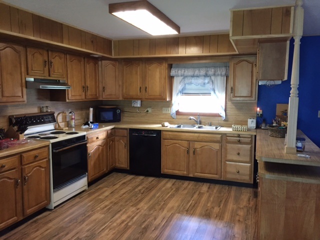 1604 Mitchell Drive Rochester, IN 46975 - Photo 4 of 9