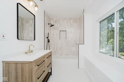 $294,900 | 3031 North New Jersey Street, Indianapolis, IN 46205