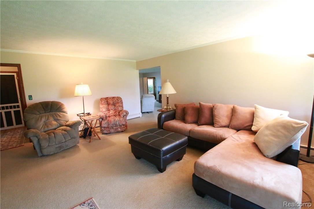 46551 Harris Road Belleville, MI 48111 - Photo 15 of 29 IMG_2519.JPG