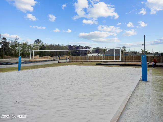 $2,050 | 2098 Course Lane, Surf City, NC 28445